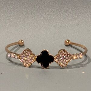NWOT Gold Tone Iridescent Sparkling Black Clover Open Cuff Bangle Bracelet